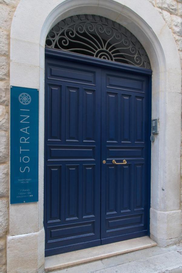 Sotrani Panzió Kültér fotó